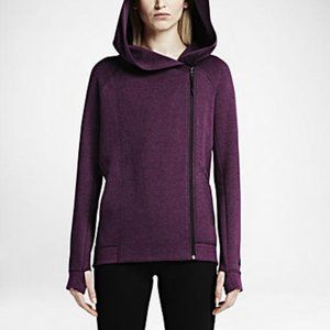 Nike Tech Fleece Cape